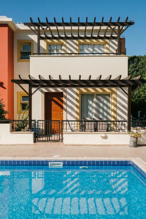 Aphrodite Gardens No.9 Luxury Apt Paphos Exterior photo