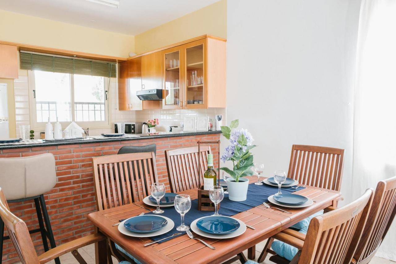 Aphrodite Gardens No.9 Luxury Apt Paphos Exterior photo